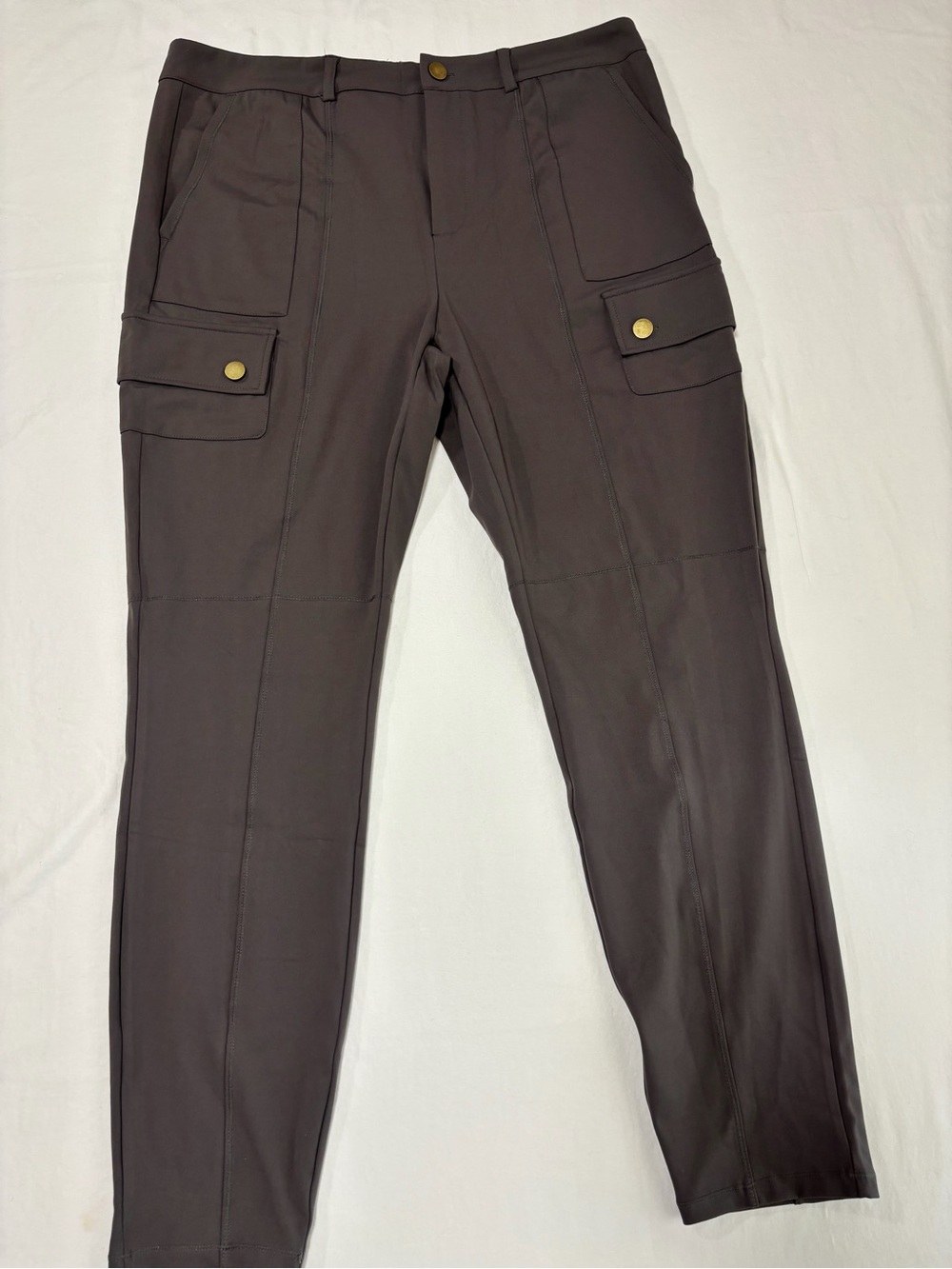 HALARA Women's Brown Straight-Leg Cargo Pants with Gold Buttons